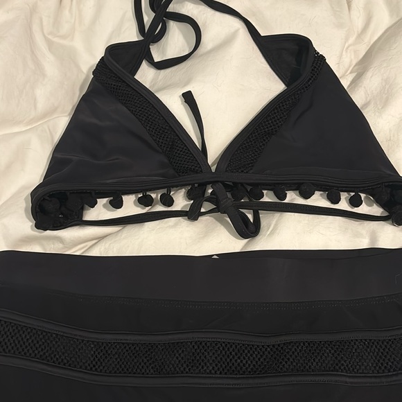 Amazon High waist Bikini with triangle top. Size XL - Picture 2 of 3